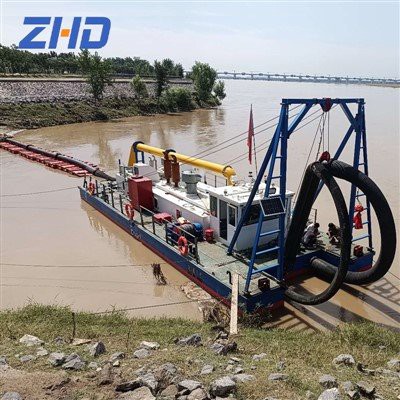 Drague suceuse à jet